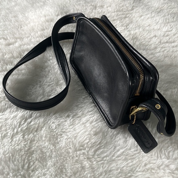 Coach Handbags - Vintage COACH black leather small rectangular crossbody model #E0D- 9167